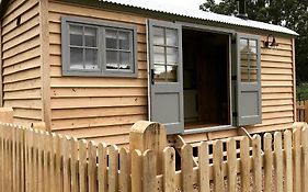 Astwell Mill Luxury Shepherds Hut